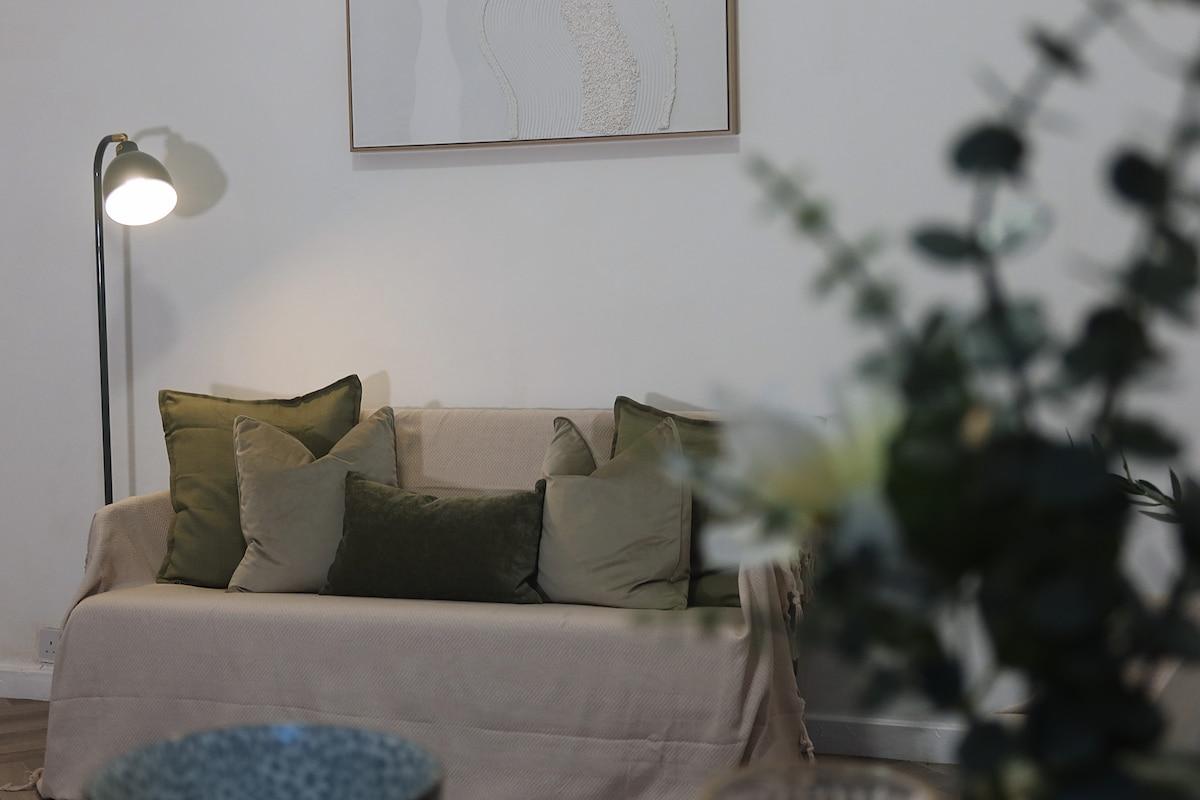 Spacious Sunderland Stay | Free Private Parking2