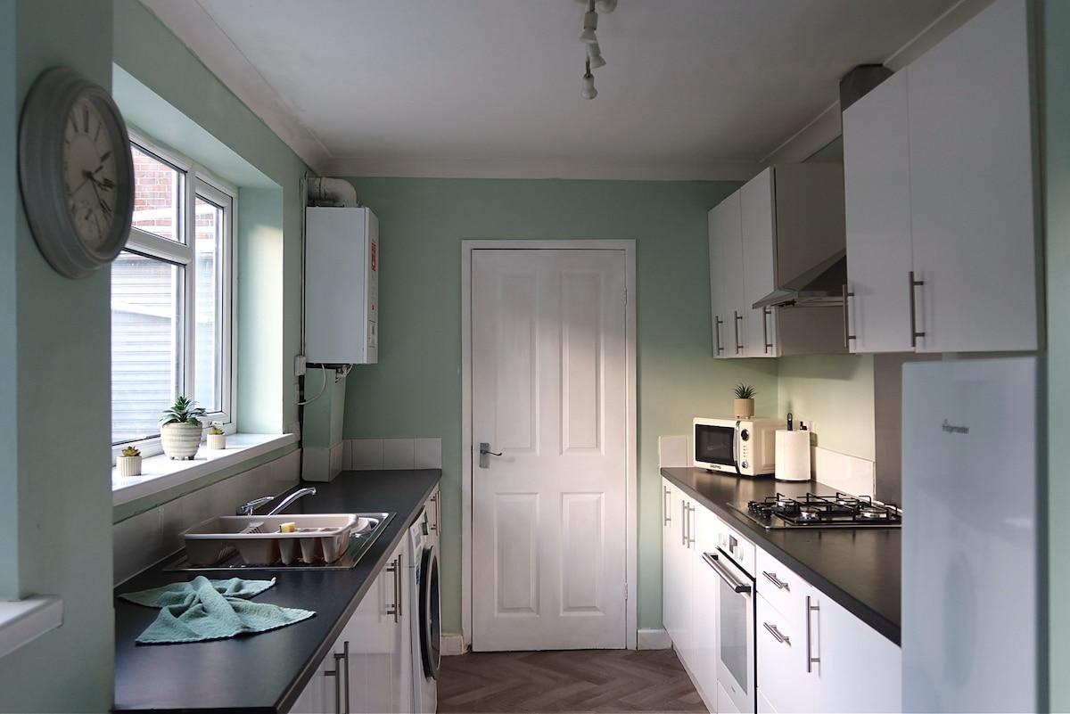 Spacious Sunderland Stay | Free Private Parking6